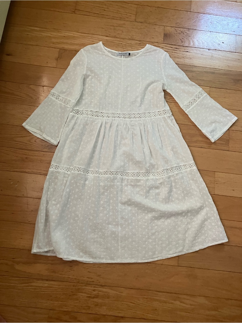MISSLOOK White Eyelet Tiered Lace-Trim Midi Dress